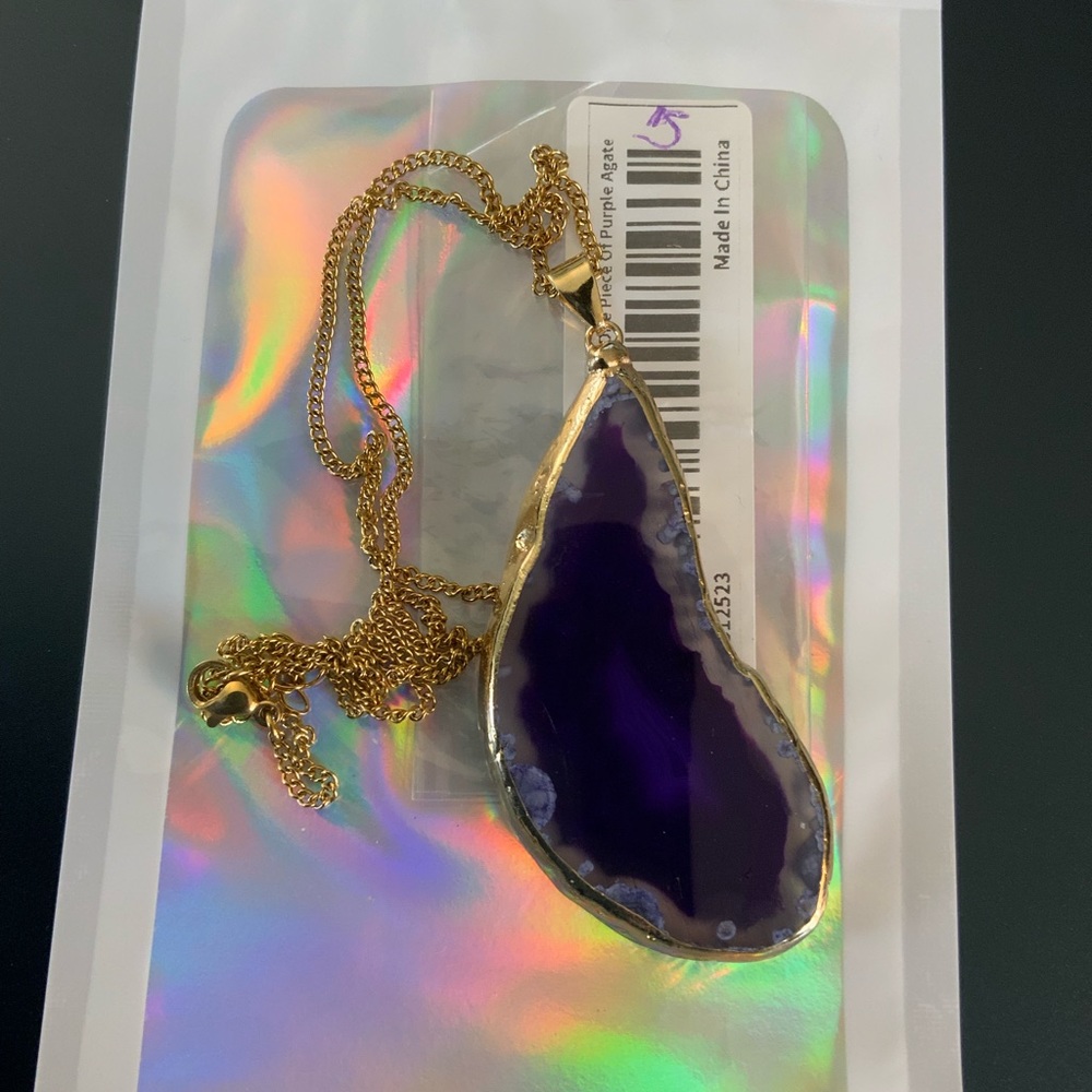 PURPLE AGATE NECKLACE